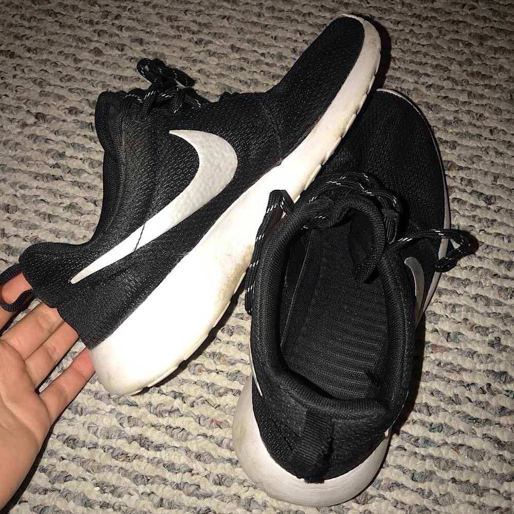 Nike Roshe One’s